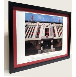 Arsene Wegner personally signed ‘Farewell to Highbury Print Framed