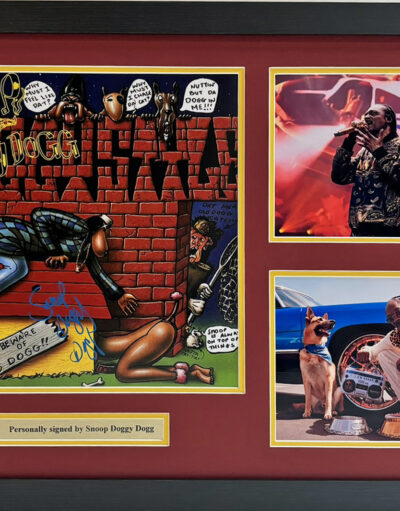 Snoop Dogg Signed Doggystyle Vinyl Album Cover Picture in Framed Presentation