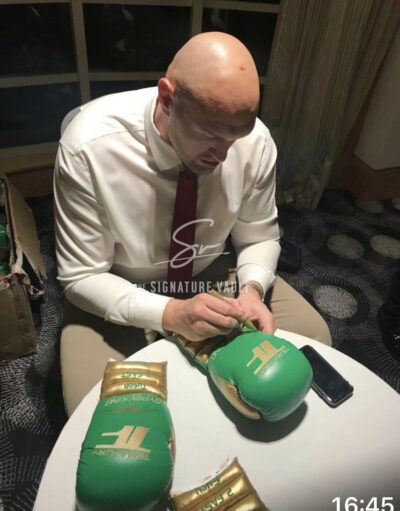 Tyson Fury Signed The Gypsy King Boxing Glove