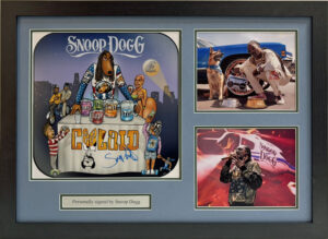 Snoop Dogg Signed Vinyl Album Cover in Framed Presentation
