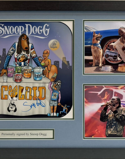 Snoop Dogg Signed Vinyl Album Cover in Framed Presentation