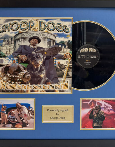 Snoop Dogg Signed Vinyl Album in Framed Presentation