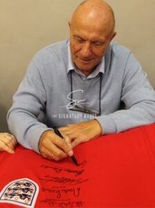 1966 England Shirt signed by 9 Players in Super Deluxe Frame