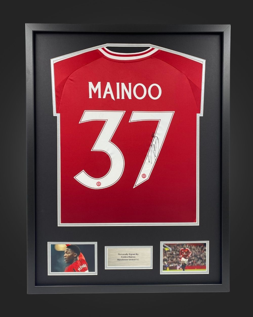 Kobe Mainoo Manchester United signed Shirt Kobe Mainoo Manchester United signed Shirt