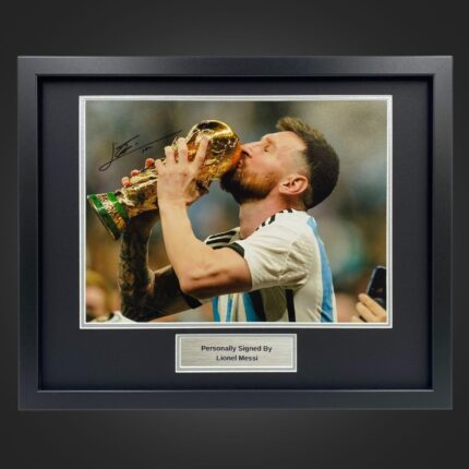 Lionel Messi Signed Photo
